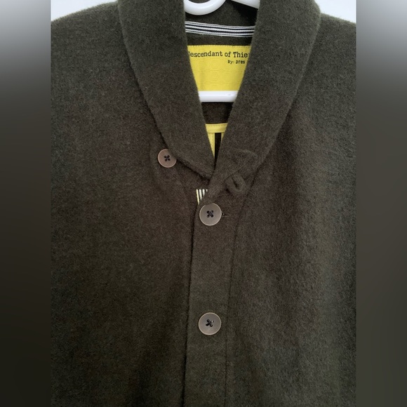 Descendant of Thieves Cardi - Picture 3 of 10